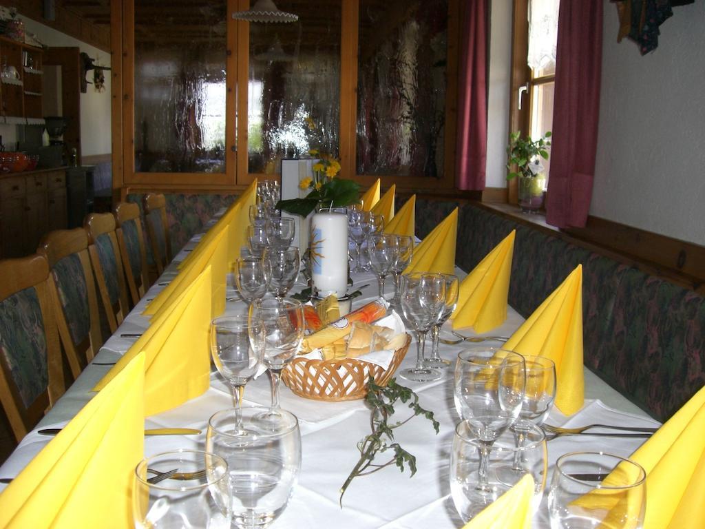 Gasthaus St. Valentin Chiusa Exterior photo