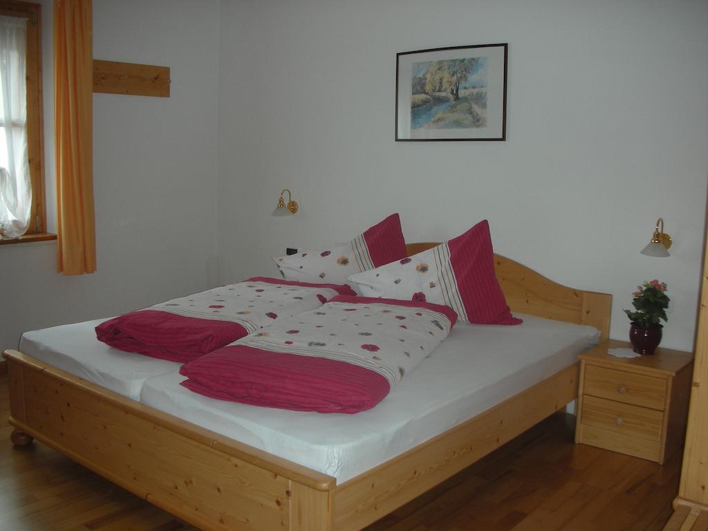 Gasthaus St. Valentin Chiusa Room photo